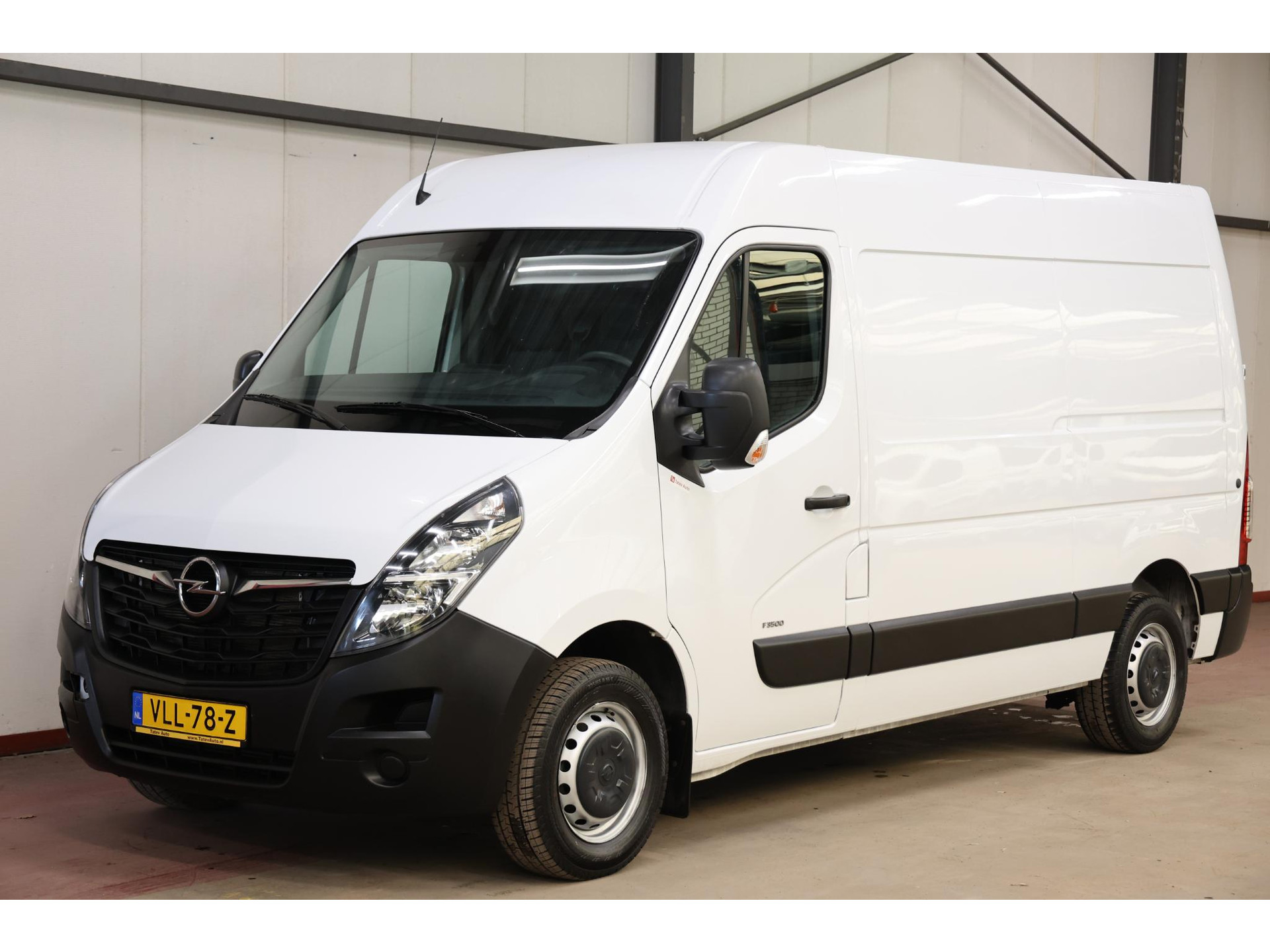Opel Movano