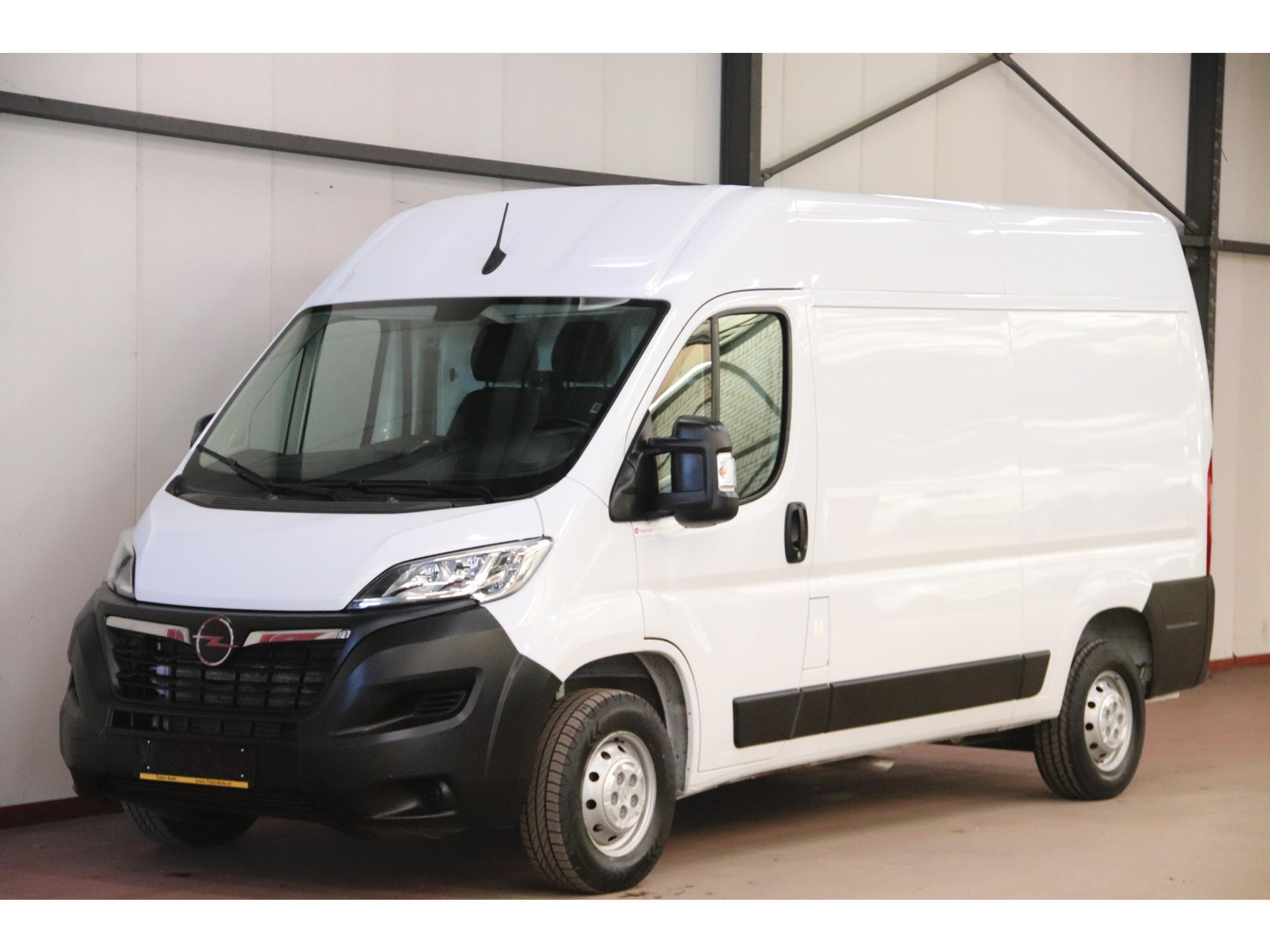 Opel Movano