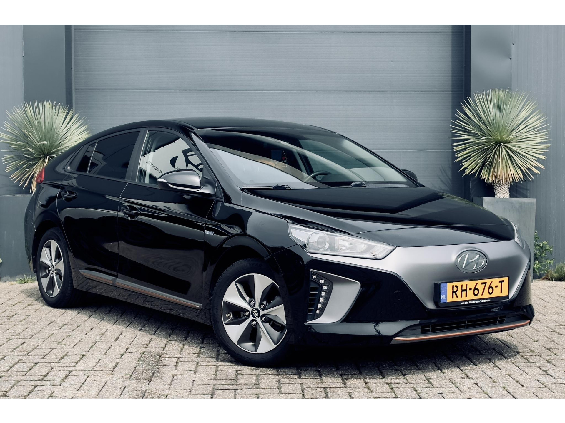 Hyundai Ioniq