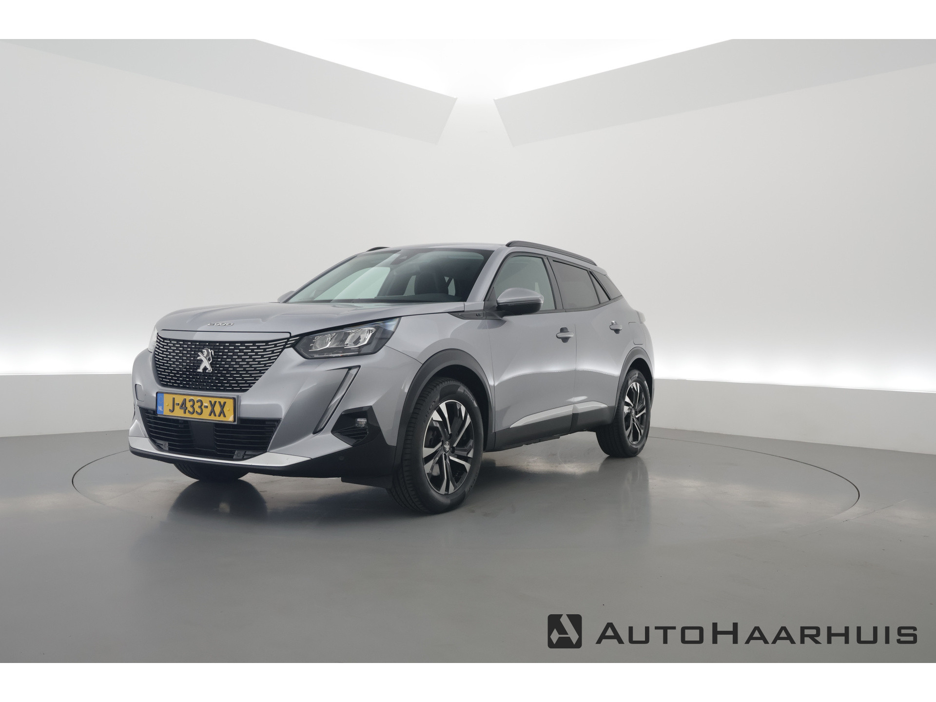 Peugeot E-2008