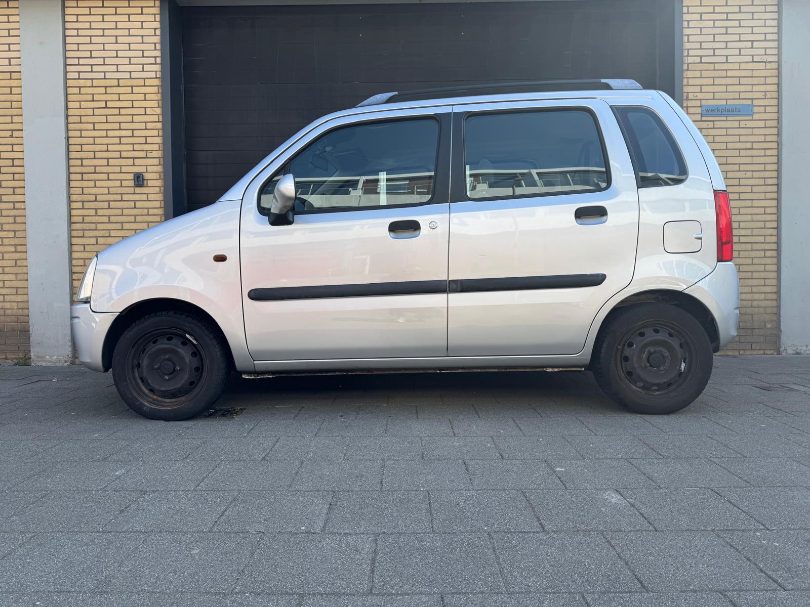 Opel Agila